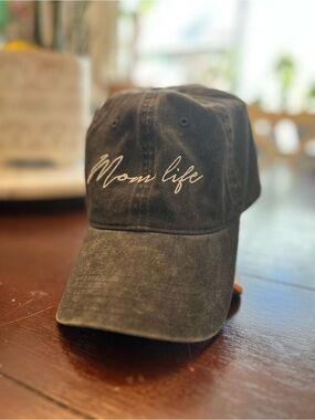 Mom Life Embroidered Baseball Cap - distressed gray